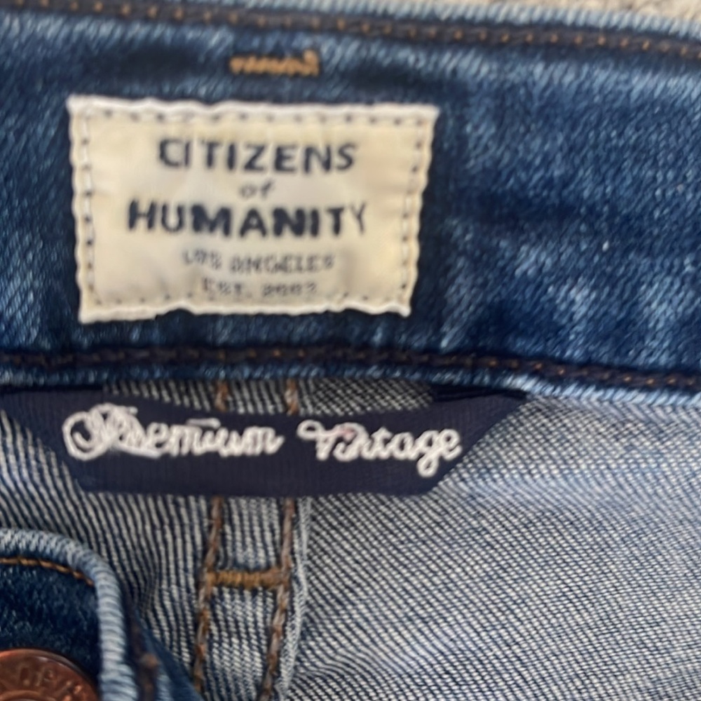 Jeans - Picture 3 of 6